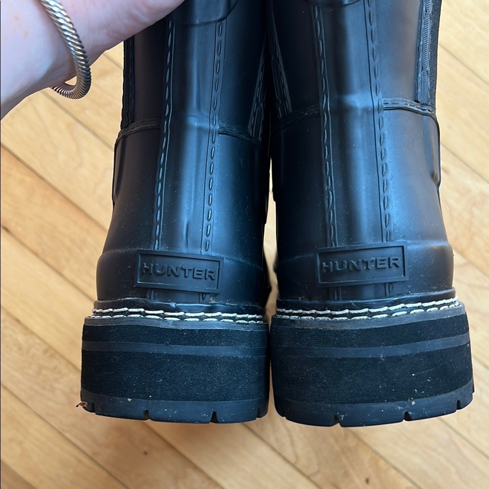 Hunter refined stitch Chelsea rain Boots - Picture 5 of 11